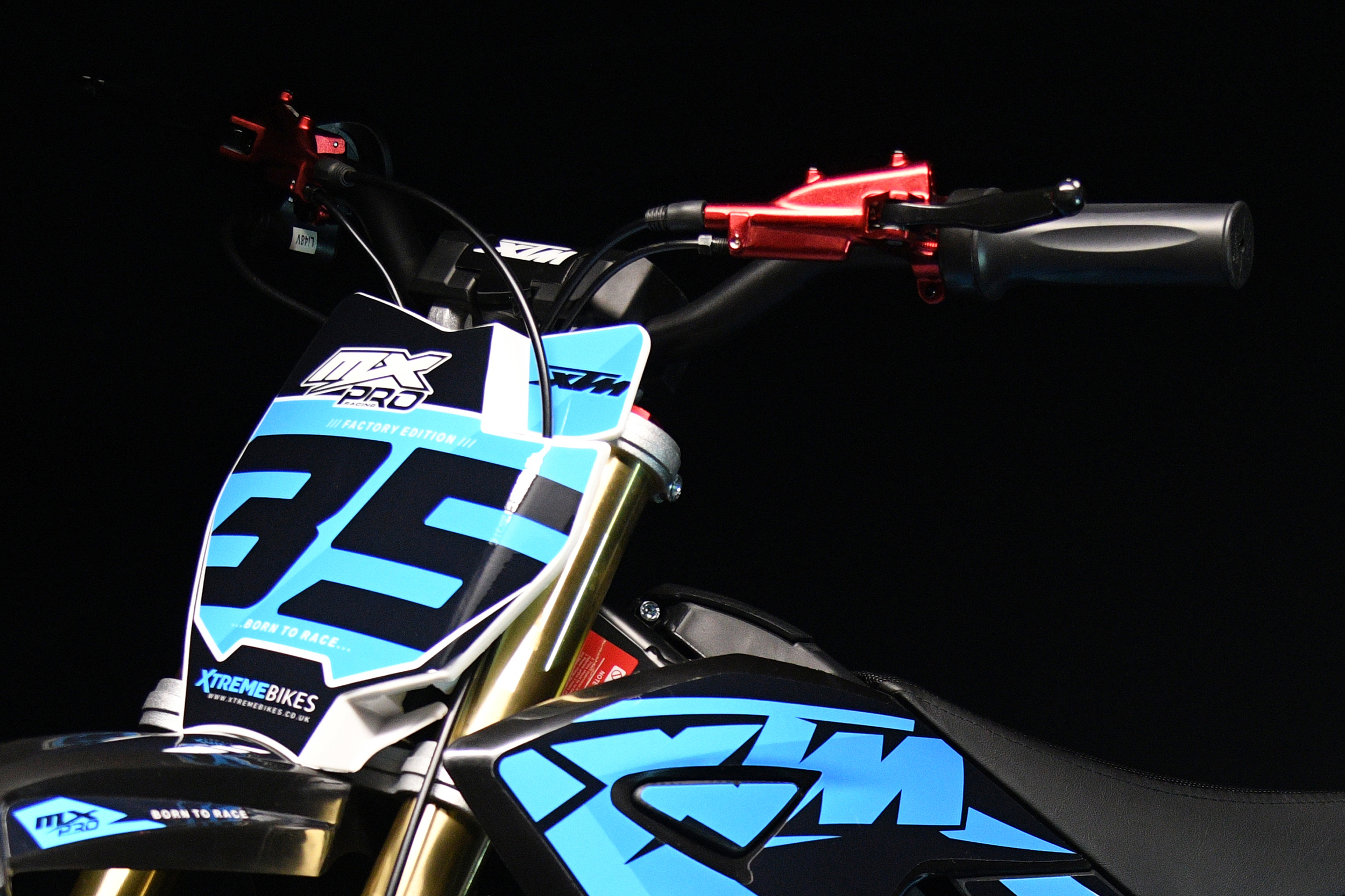 Adjustable Handlebars & Crash Pad