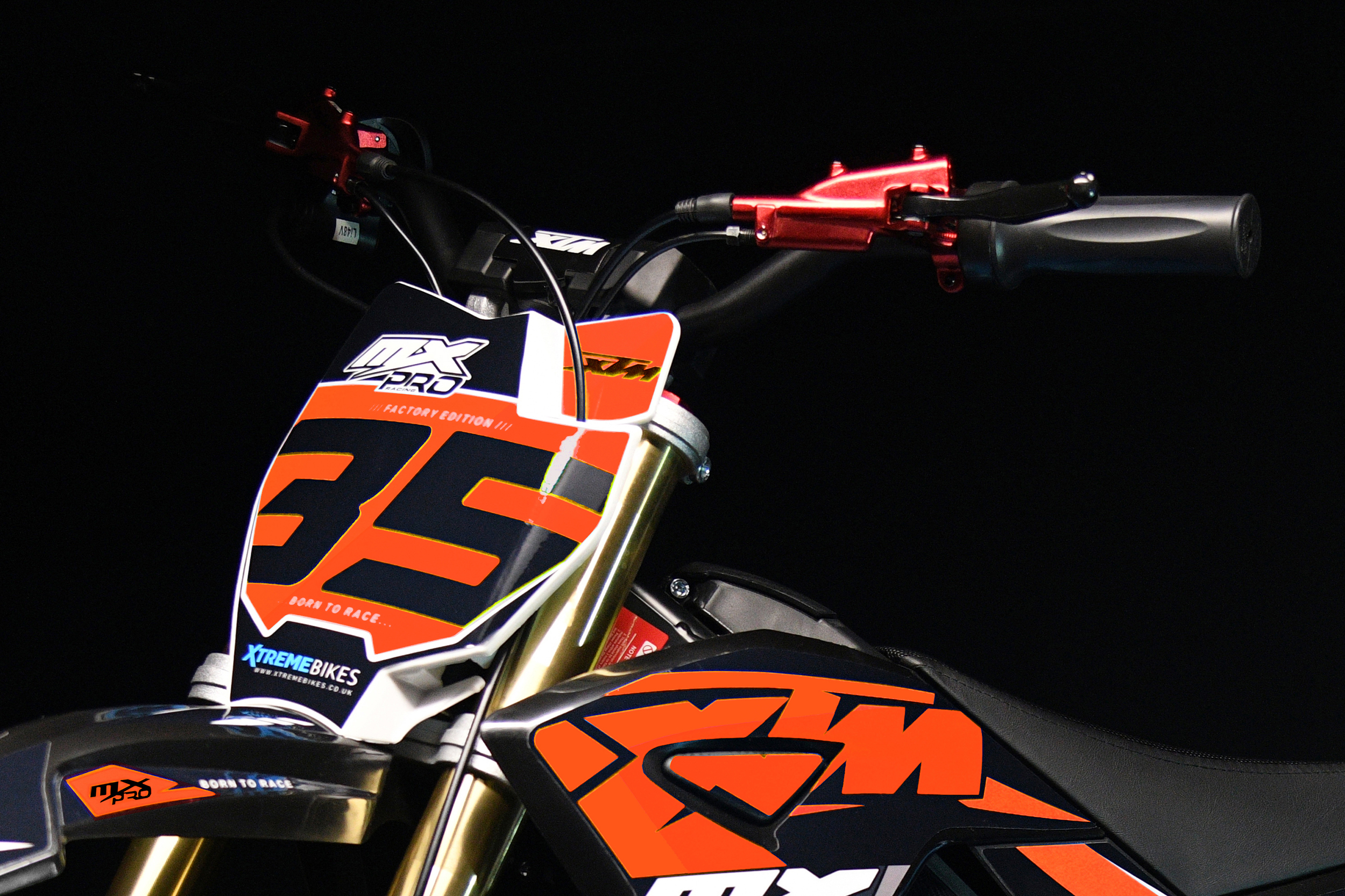 Adjustable Handlebars & Crash Pad