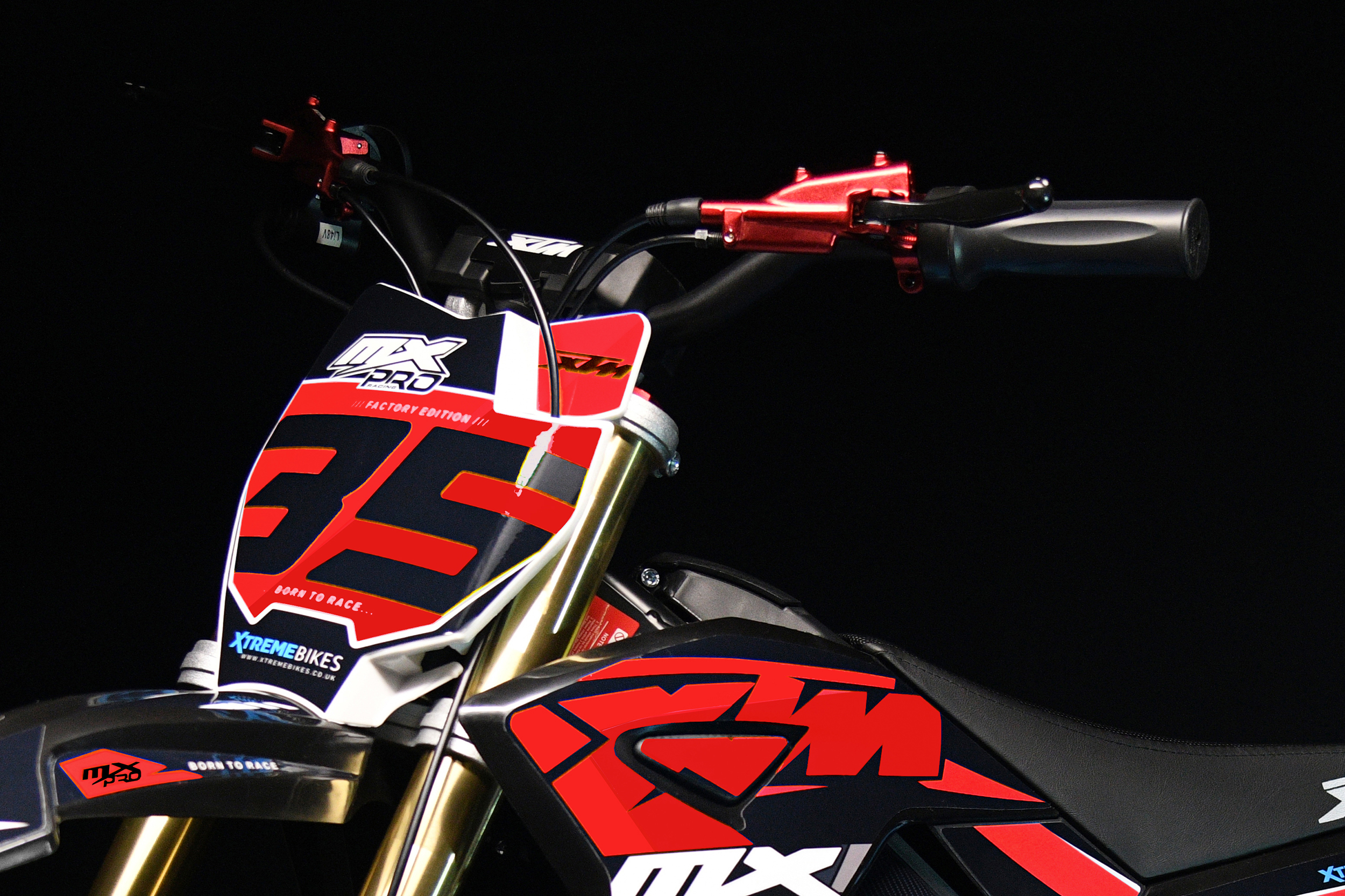 Adjustable Handlebars & Crash Pad