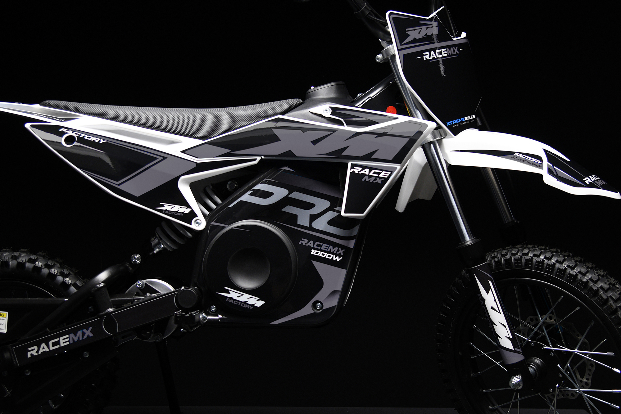 Hydraulic Forks & Rear Mono Shock