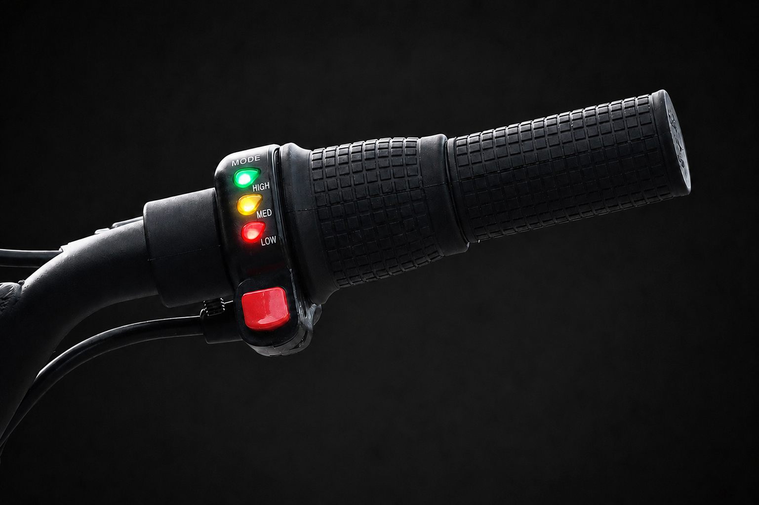 Key-Start Ignition & Twist-and-Go Throttle